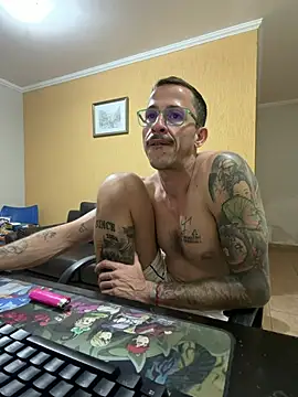 MeladoDiMel Adlı Modelin Canlı XXX Sohbeti