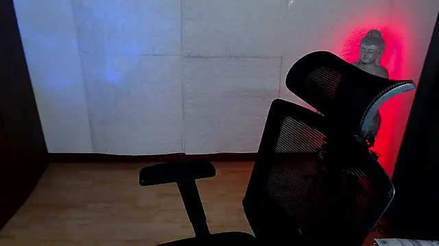 GODDESS_EVANS' Live XXX Chat