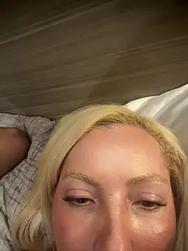 Juuhschmitt Webcam show
