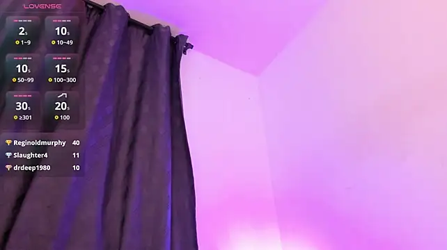 EmmilyRosee's Webcam Show