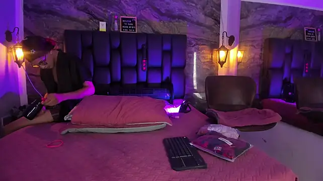 Adrian_Wolf Webcam Show