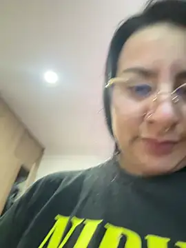 Abril_Luv Obrolan Langsung XXX