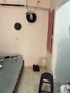 bigdick211292: απευθείας συνομιλία ΧΧΧ