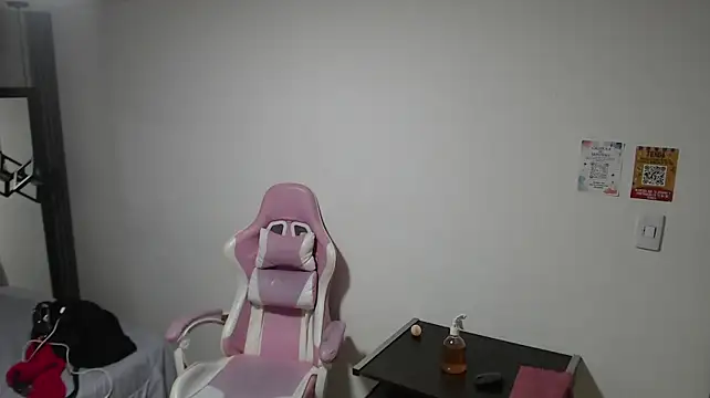 JessiDovee 现场XXX聊天