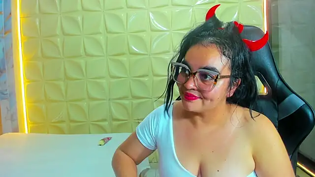 megan_glenda: απευθείας συνομιλία ΧΧΧ