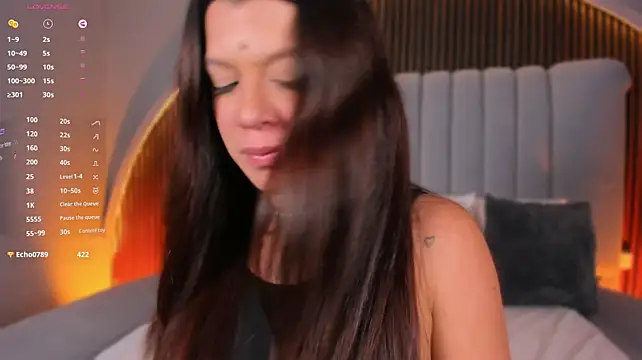 عرض كام emperatriz_reyes