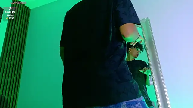 Chatroom XXX en direct de Jack_Rusel