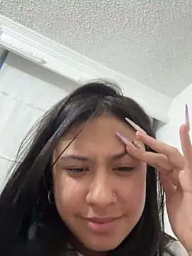 lynn9000 – Naživo XXX chat