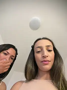 Živ ý XXX chat BelleLouiseVp