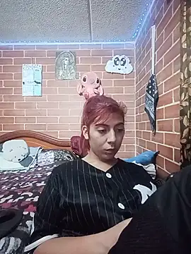 Chat +18 de _sasha_miller_ ao vivo