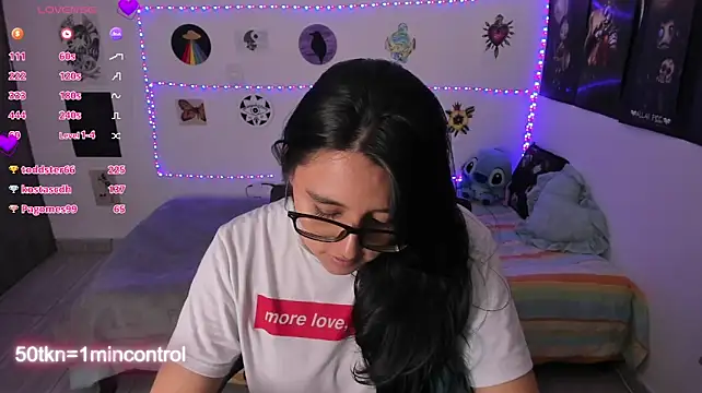צ'אט XXX בשידור חי של Cherry_blush_