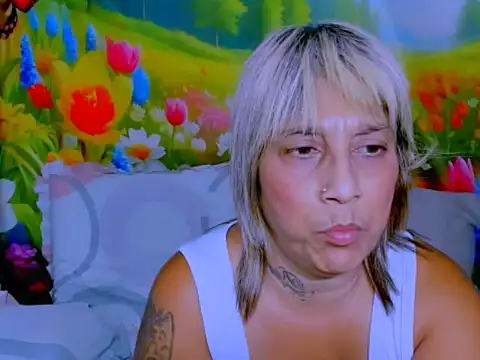 indianroxy Live XXX Chat