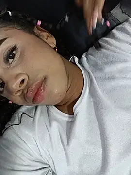 Dirty_Salome2 Show in webcam