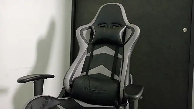 eren_jeager webkamerás műsora