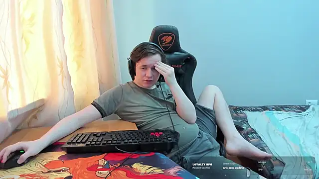iliaskrislove élő XXX-chatje