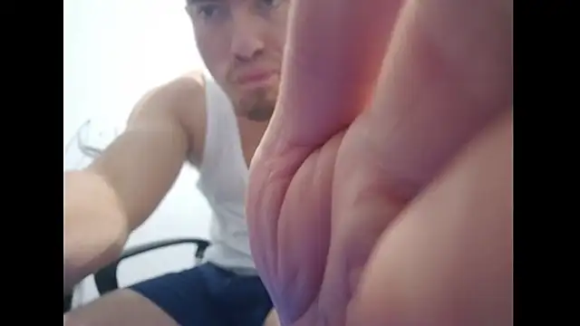 TouchDaddy4 Show Webcam