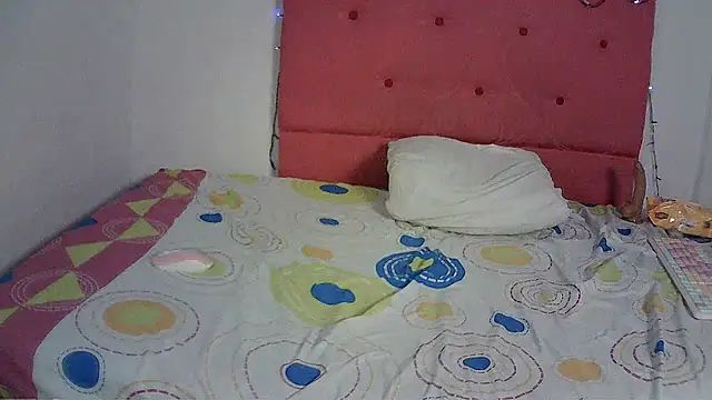 Онлайн чат XXX Mia_Suarez7