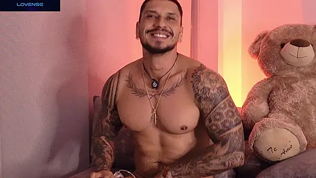 Seth_Vegaa – Naživo XXX chat