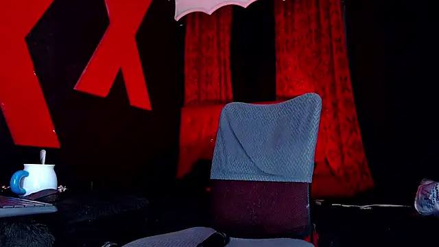 abrilbigcock XXX чат на живо