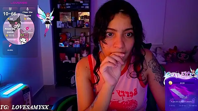 Chatroom XXX en direct de Lovelyamyy