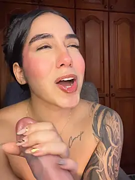 แชท XXX สดของ KaditaNavarro