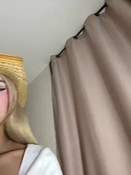 Sarah_cam06 Шоу с уебкамера