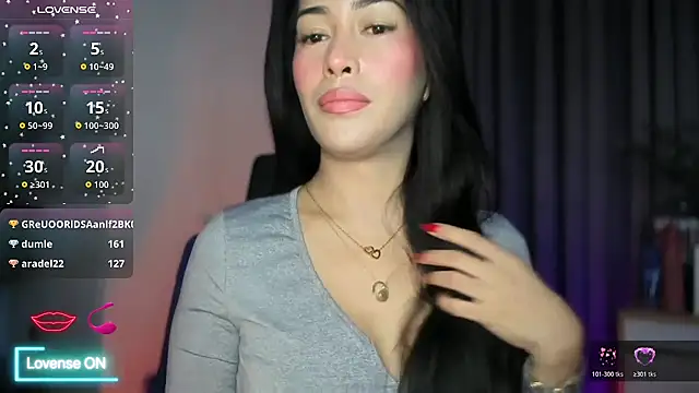 Show modela Jasmine_Elcock na web-kameri