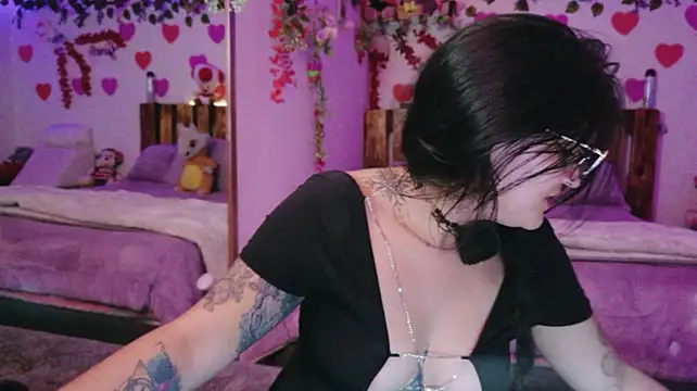 Show modela AzaharJaan na web-kameri