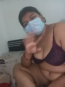Chat +18 de Sassy_messy ao vivo
