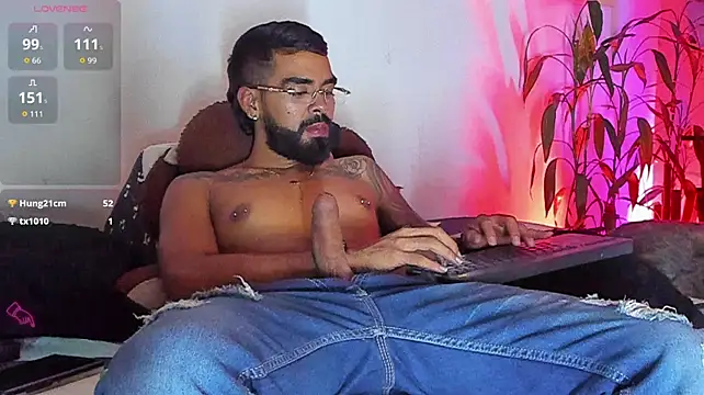 Chat XXX en directo de _kameron9811
