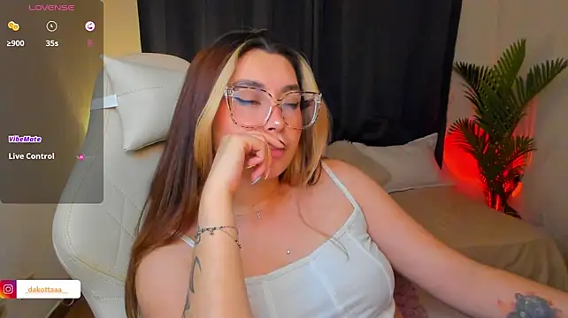dakottaa_ 라이브 XXX 채팅