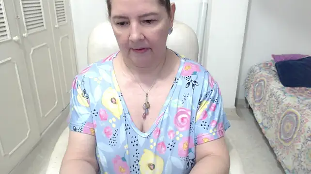 دردشة leonela_69 الجنسية المباشرة