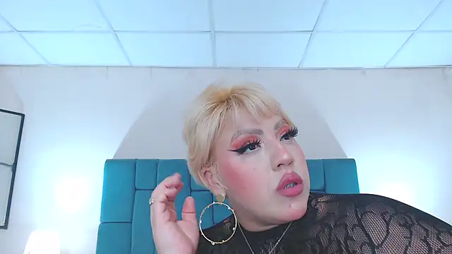 XXX chat uživo modela LeahMillerr