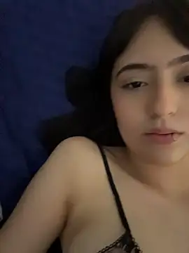 Hinata_3's Live XXX Chat