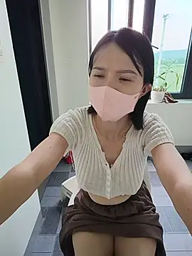دردشة Emma_Linh الجنسية المباشرة