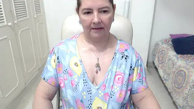 leonela_69's Live XXX Chat