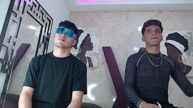 دردشة VERY_HOT_GUYS الجنسية المباشرة