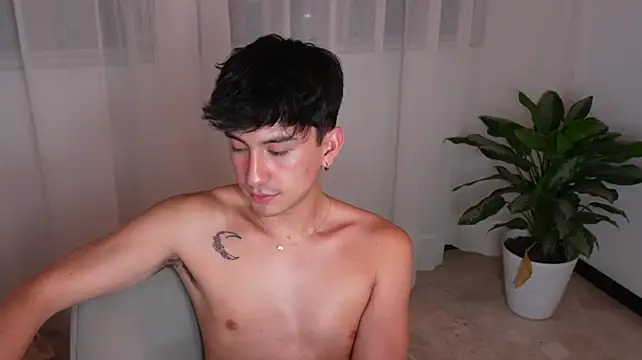 sweettaaron01 Live XXX Chat