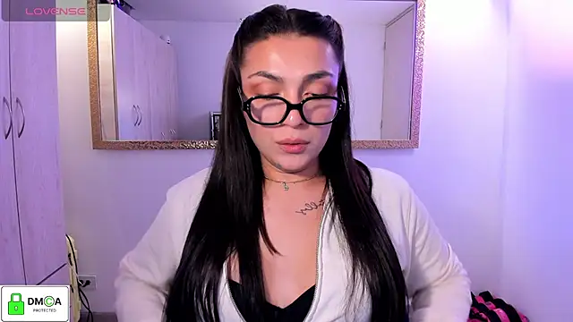 EricaVanderhill élő XXX-chatje