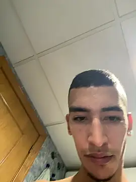 flacoo227 现场XXX聊天