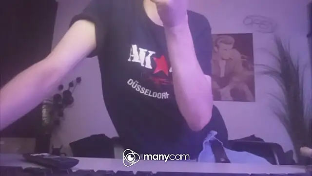 der_dino30 Adlı Modelin Web Kamerası Şovu