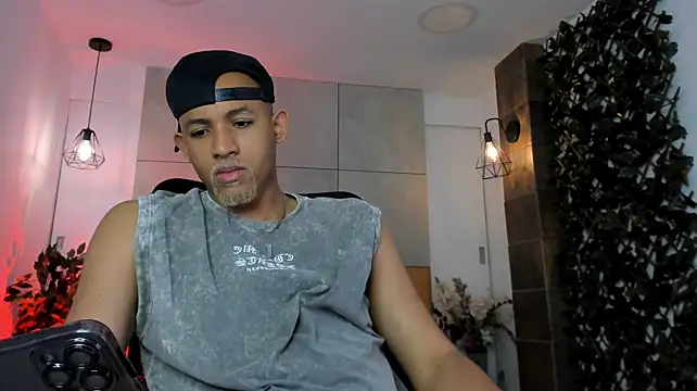 B_Wild – webcam-show