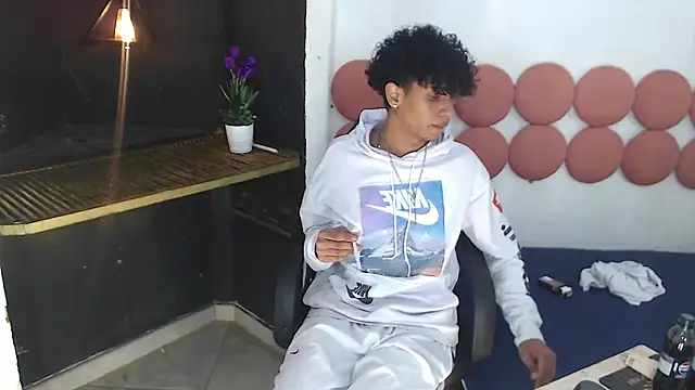 BlakeSttone Live XXX Chat