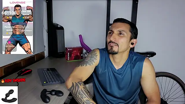 Marck_Muscle: вебкам-шоу