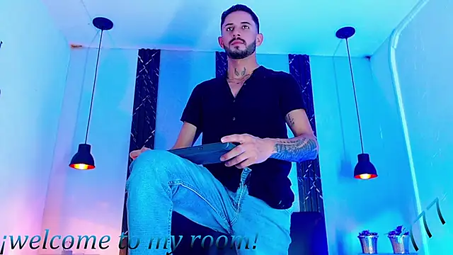Erick_Wall Chat XXX in diretta