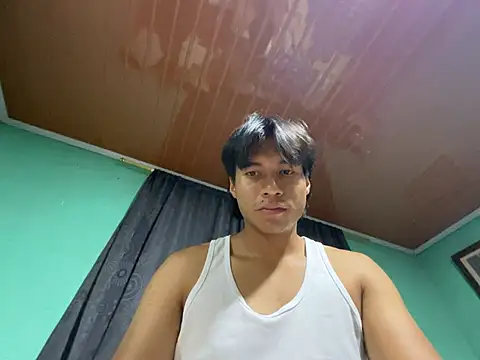 Sexy_latino_outdoors Show Webcam