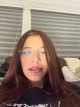 Živý XXX chat crystal_bunny7