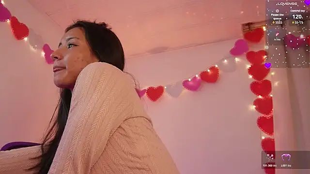 AbyWhitee Chat XXX live
