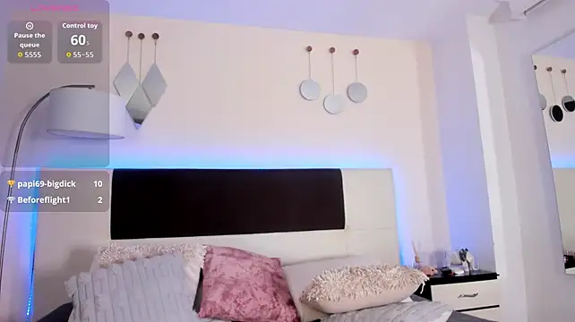 Sky_Loren live XXX chat