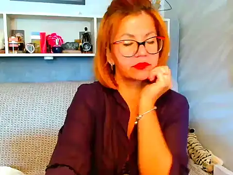Show modela Natali3855 na web-kameri